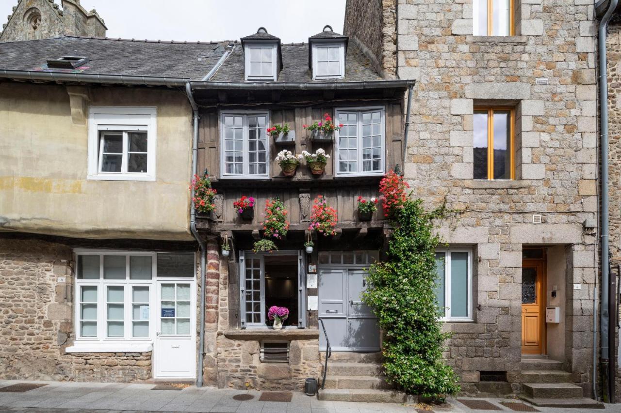 La Belle à Colombage Dinan Exterior foto